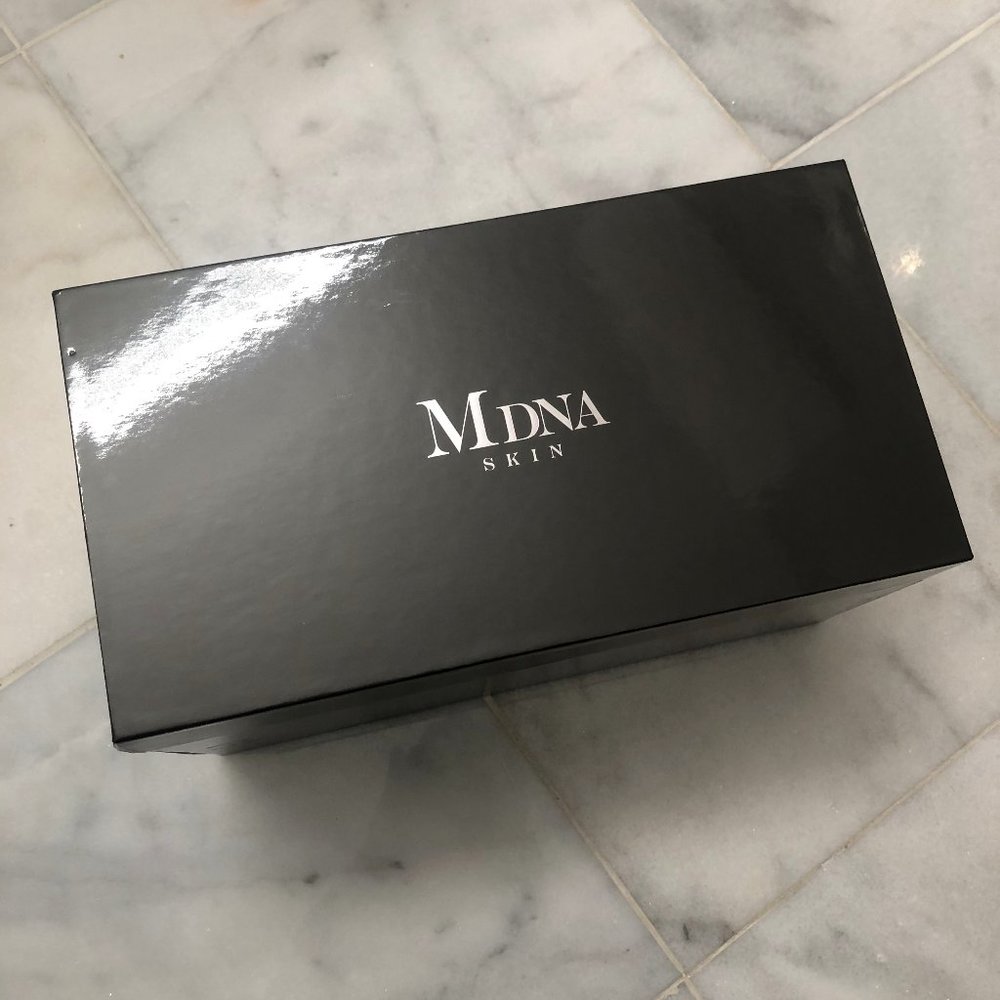 MDNA SKIN REJUVENATOR MASK SET